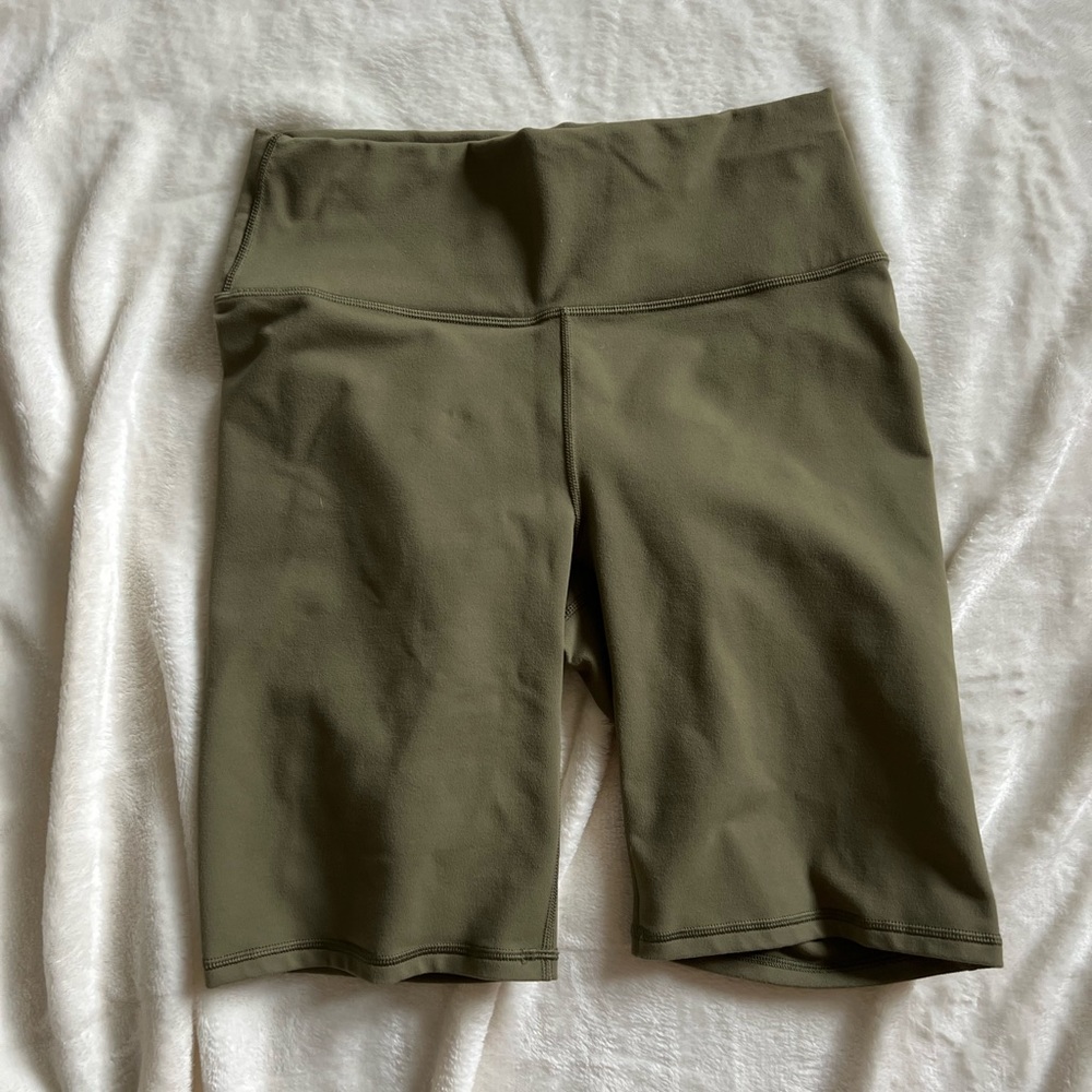 9inch inseam seamless shorts